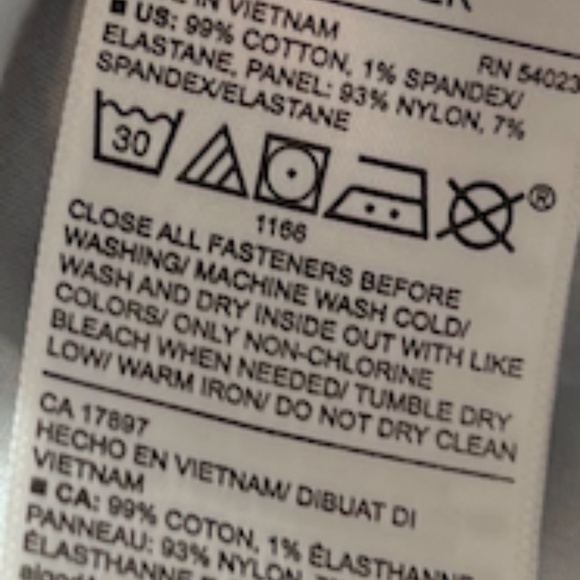 NWT: old navy Maternity Full Panel Boyfriend Straight Jeans (0 short) $70 CAD - Picture 14 of 15